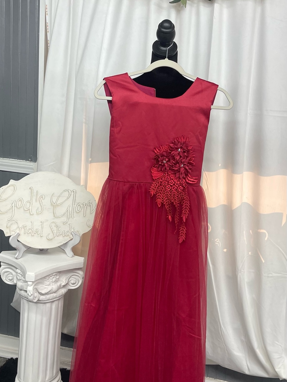 Girls Red Flower-Appliqué Tulle Dress